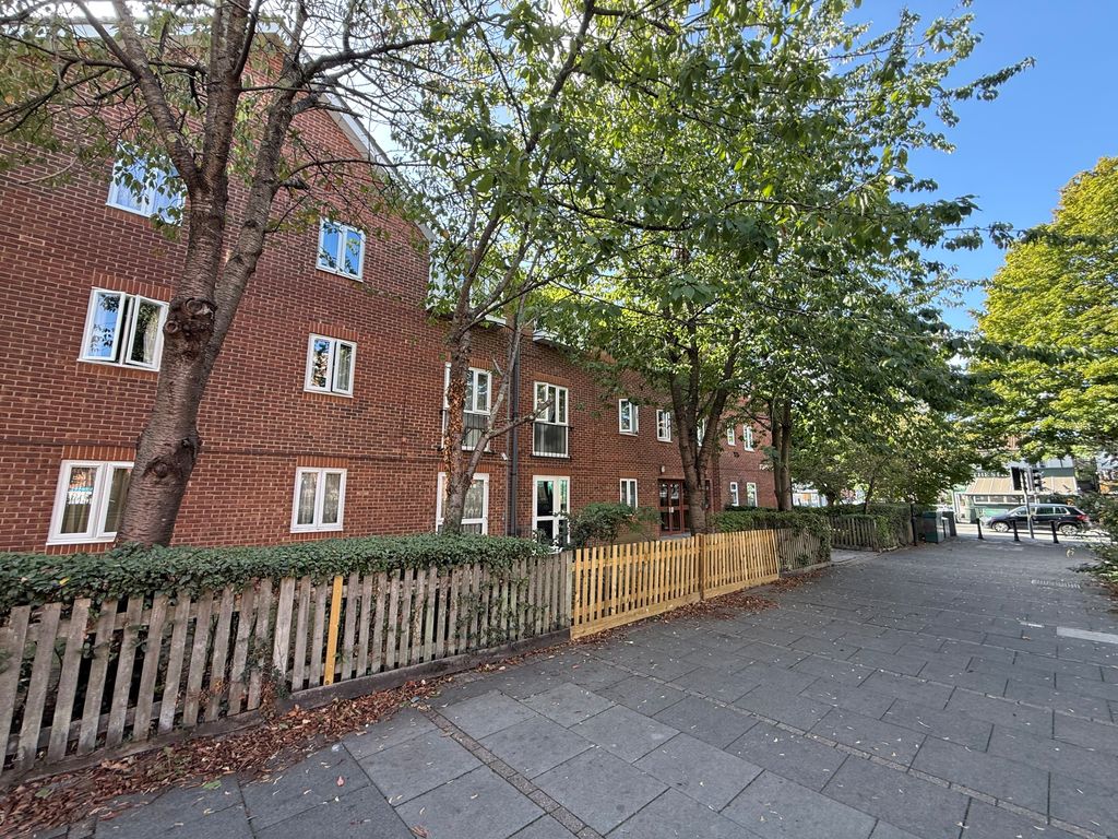 Property photo 1 of 7