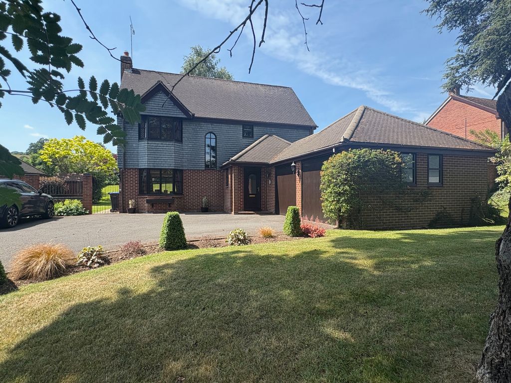 Property photo 1 of 26