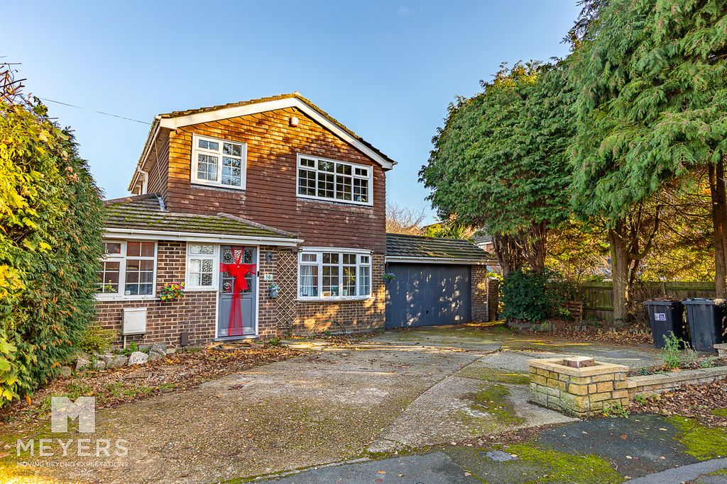 Property photo 1 of 17