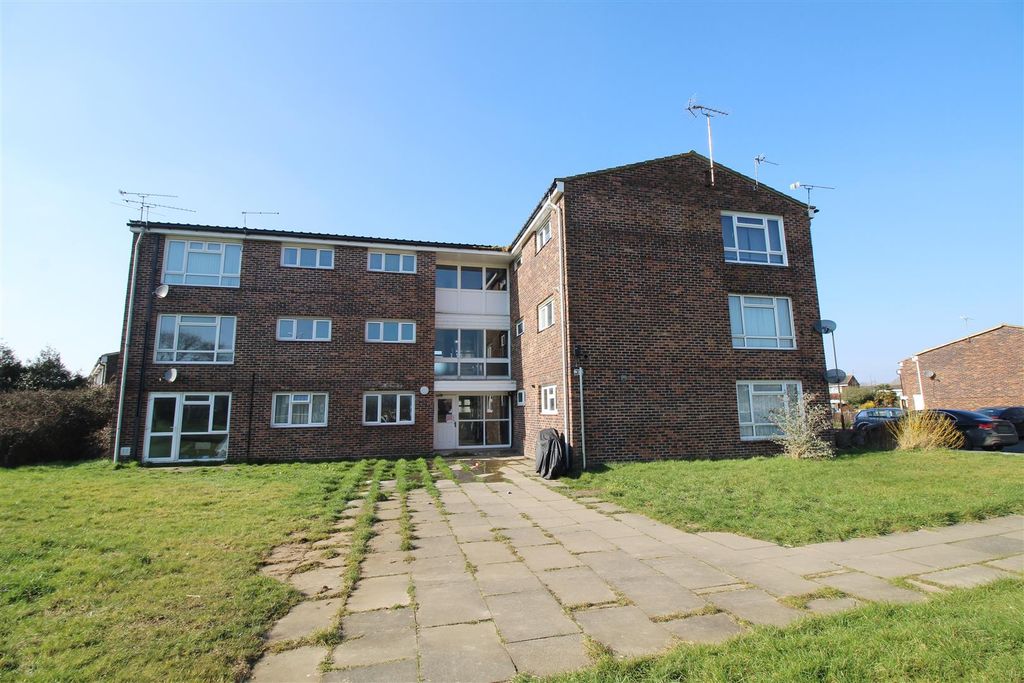 Property photo 1 of 7 Front.Jpg