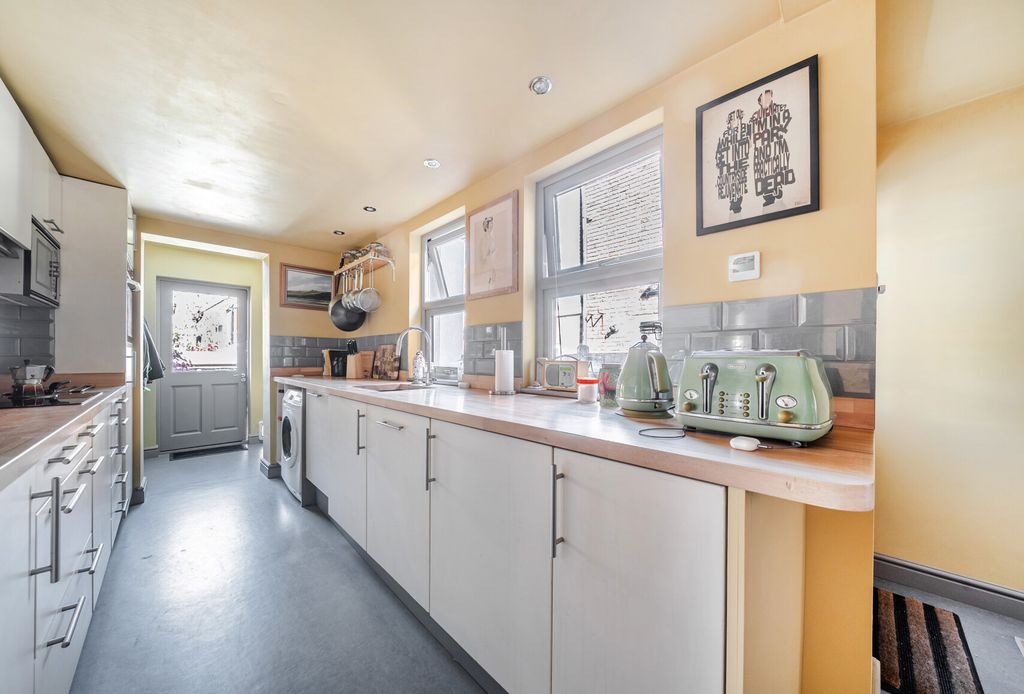 Property photo 3 of 14 1419926-5-69d4F03...