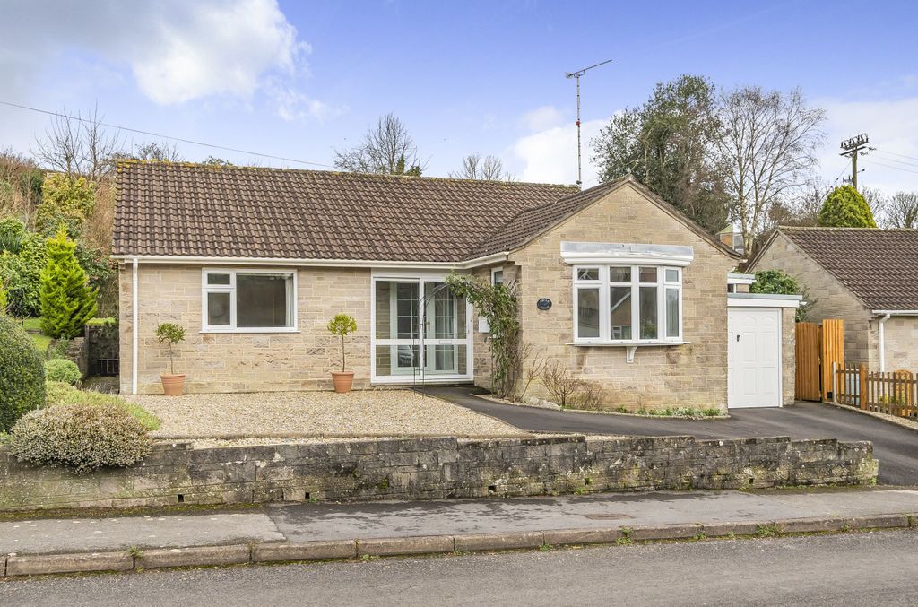 Property photo 1 of 18 Front