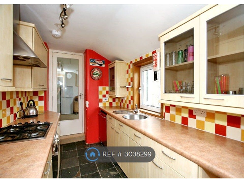 Property photo 3 of 13