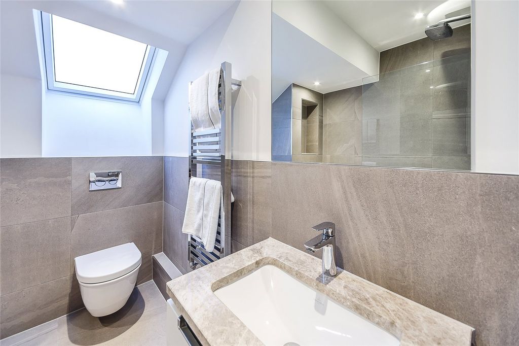 Property photo 3 of 13 Picture No. 05