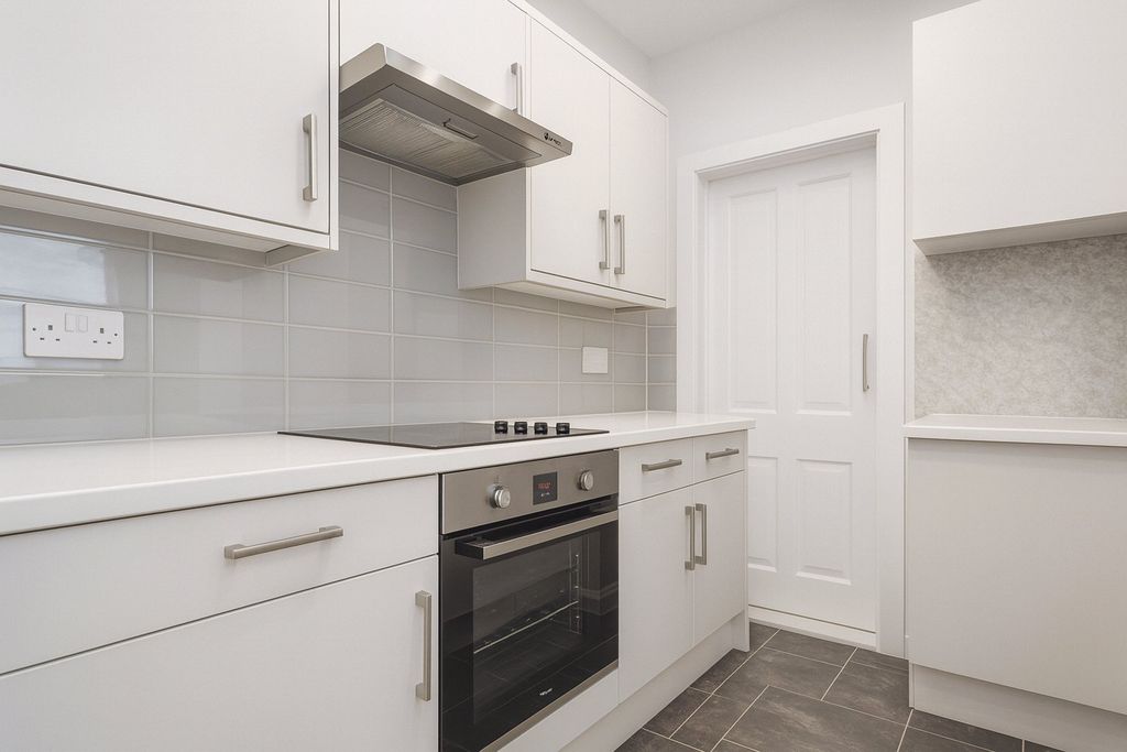 Property photo 2 of 7 Picture No. 08