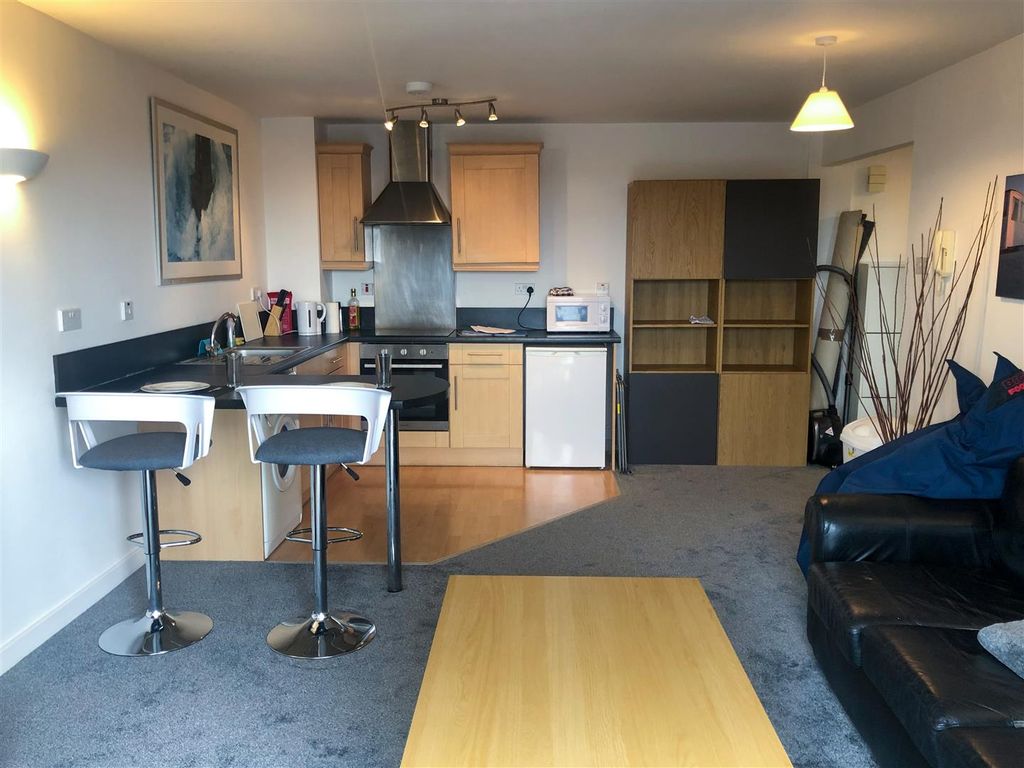 Property photo 2 of 10 Flat_2-2