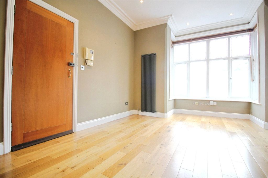 Property photo 3 of 7 Picture No. 13
