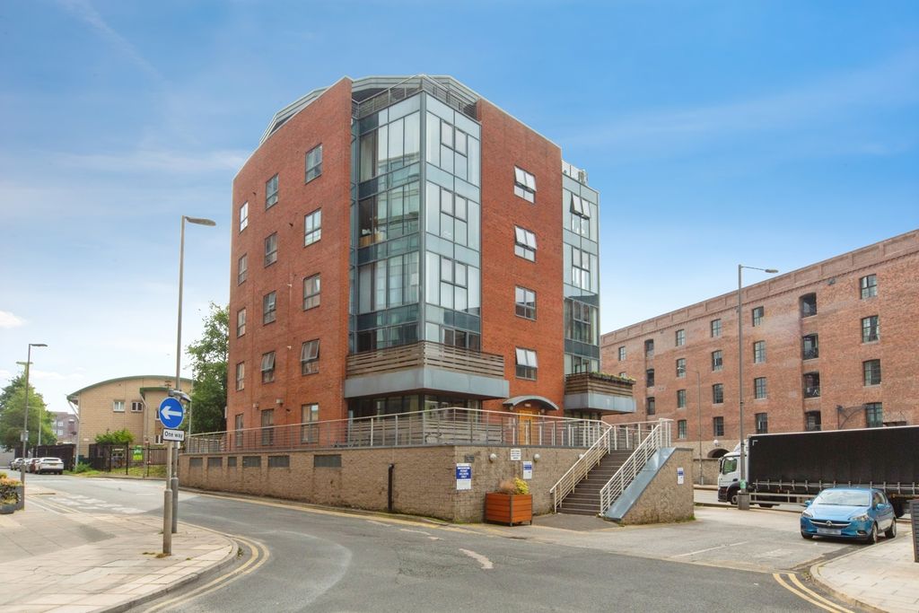 Property photo 1 of 19 Pbox-Img.Jpg