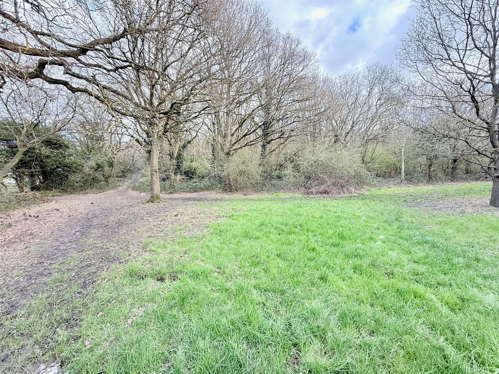 Property photo 1 of 24 Img_3402.Jpg