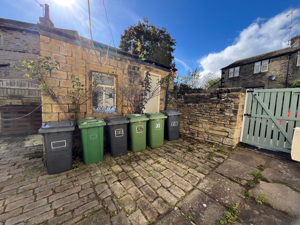 Property photo 3 of 24