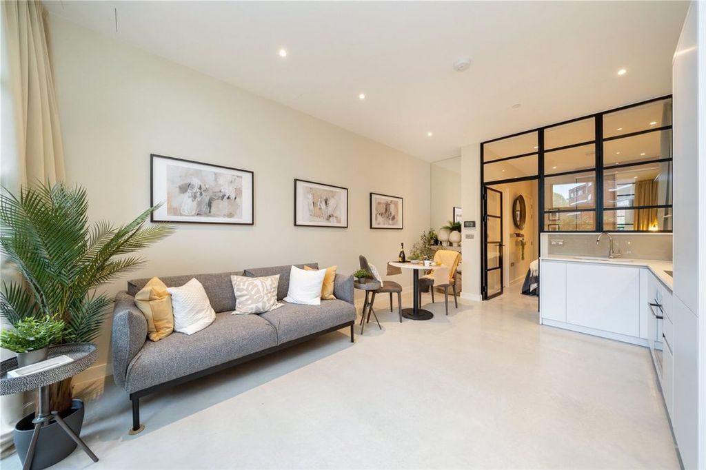 Property photo 3 of 4