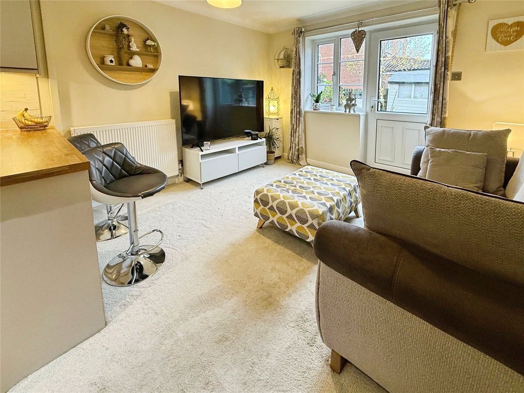 Property photo 3 of 11 Open Plan Living