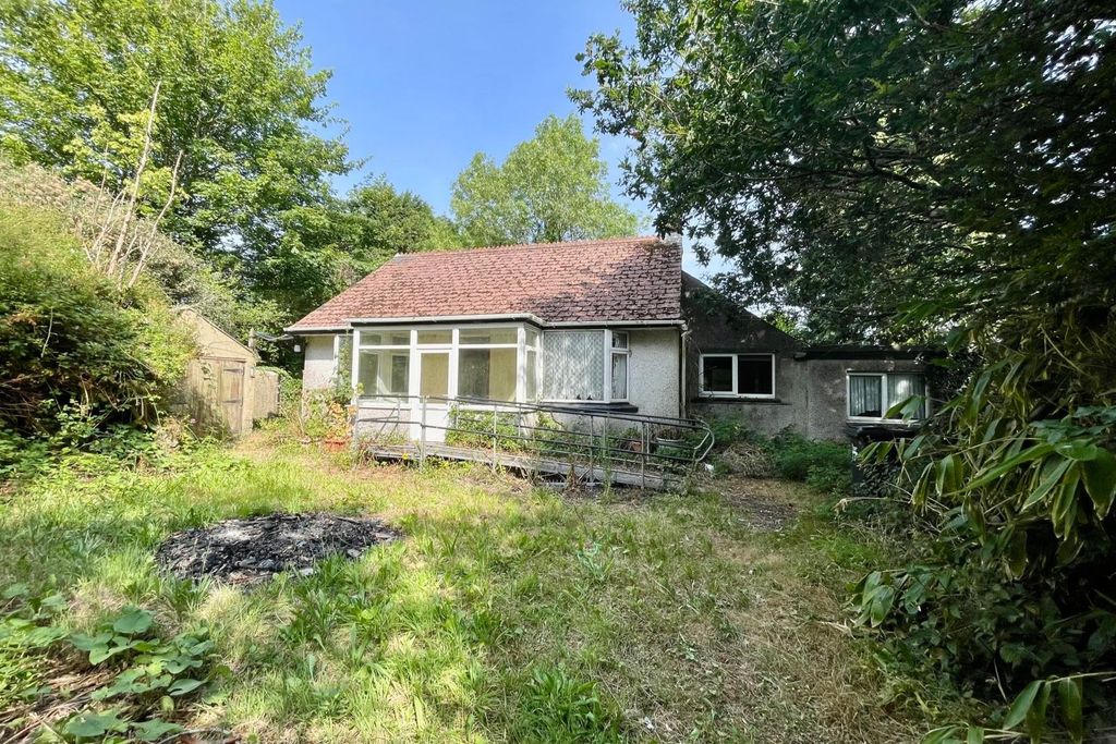 Property photo 1 of 19 Moorlands, Reeshill Road, Reeshill, Roche, St Austell, Cornwall, Pl26 8Lr