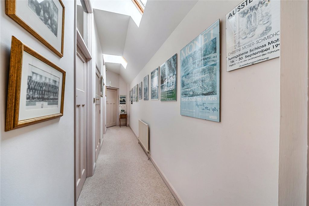 Property photo 2 of 29 Hallway