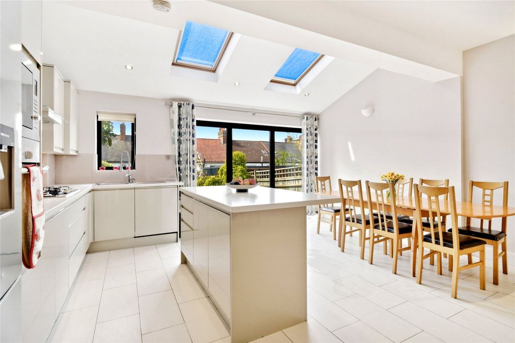 Property photo 1 of 16 Picture No. 09