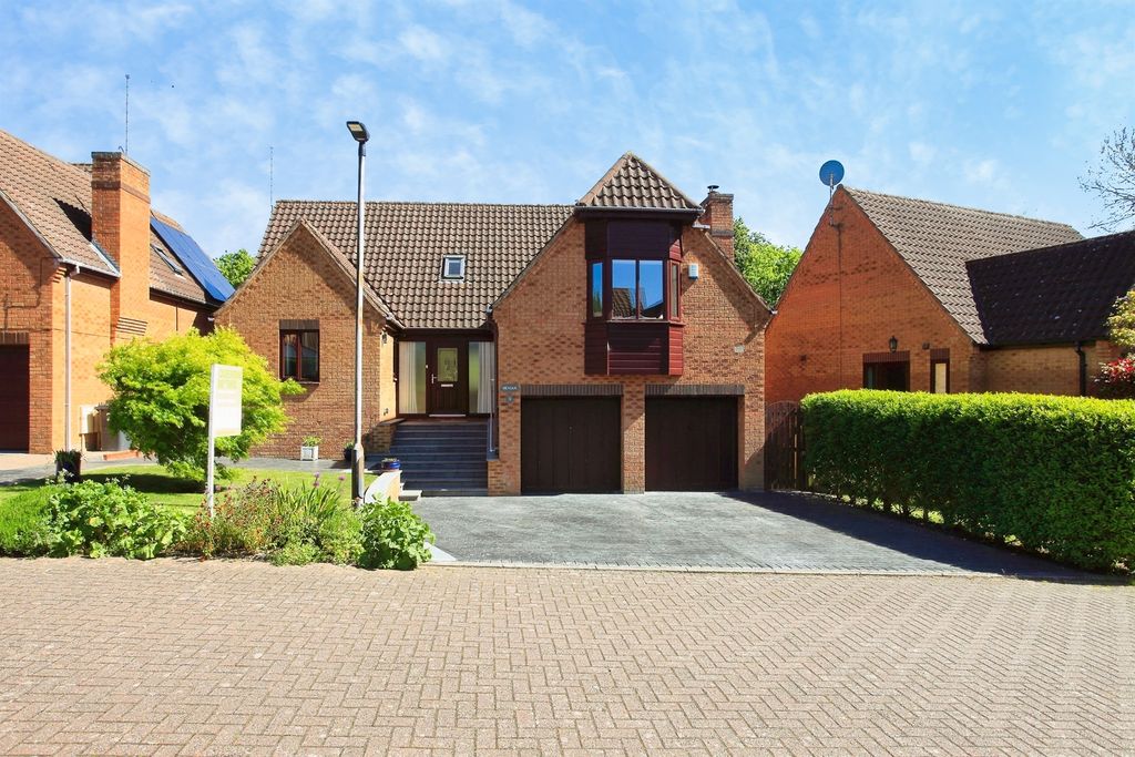 Property photo 1 of 19