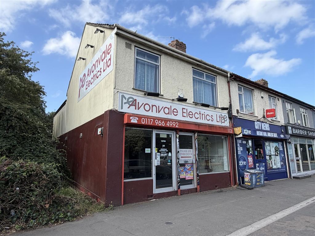 Property photo 1 of 9 113 Winterstoke Road, Maggs & Allen To Let (8).Jpe