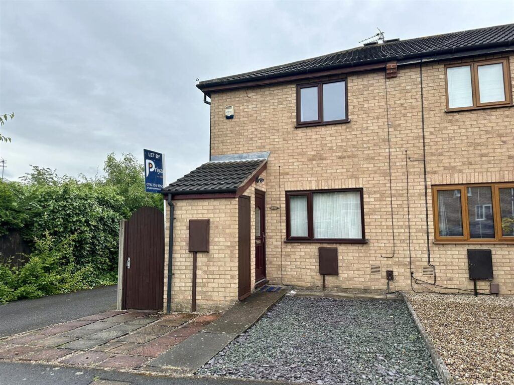 Property photo 1 of 11