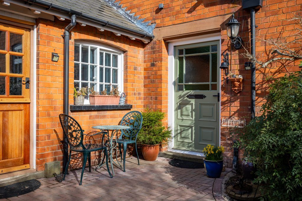 Property photo 2 of 36