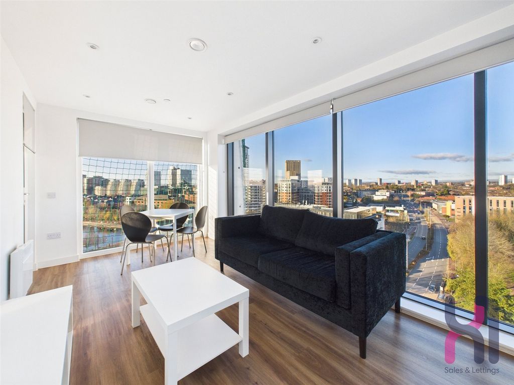 Property photo 3 of 10 Picture No. 24