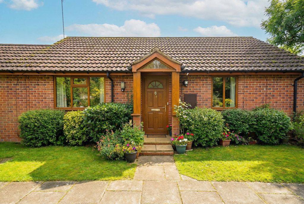 Property photo 2 of 12