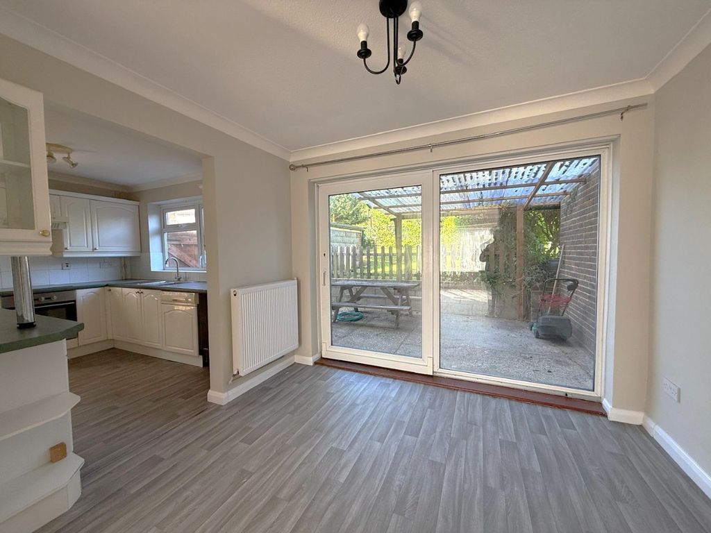 Property photo 3 of 13 155687