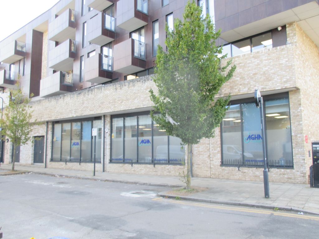 Property photo 1 of 6