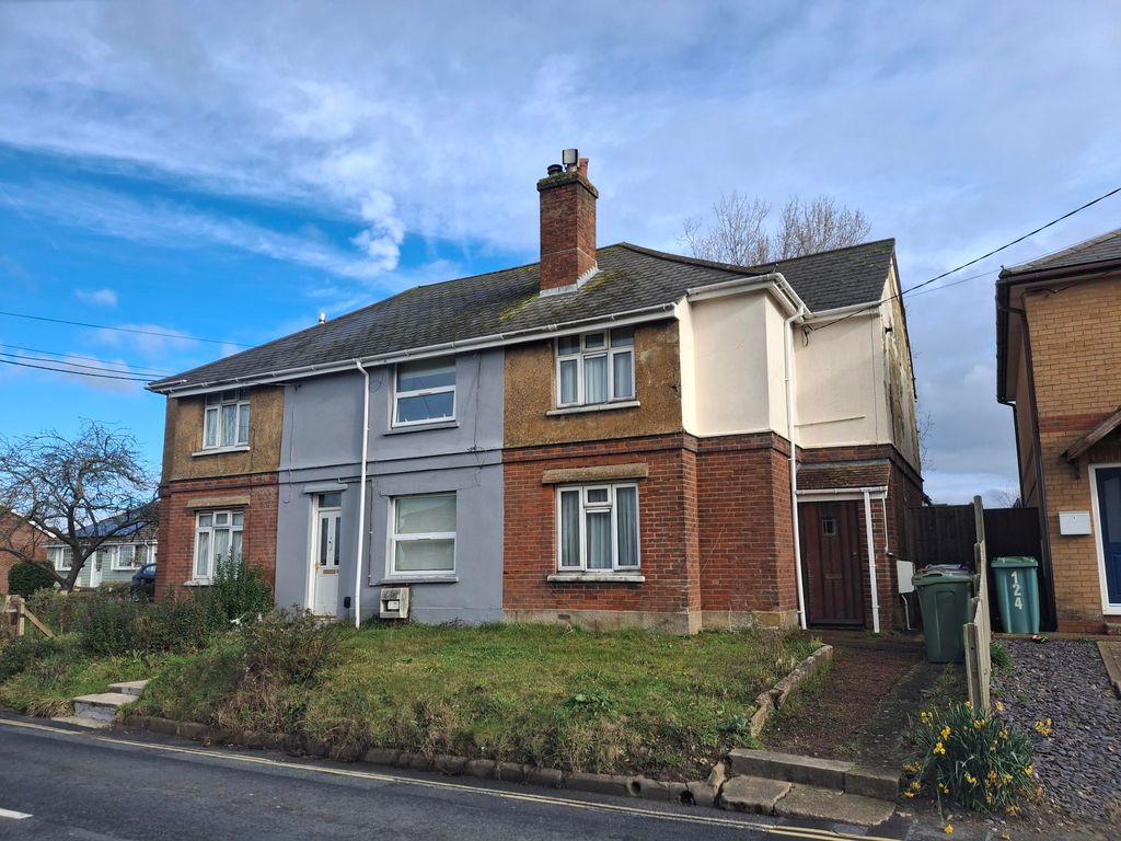 Property photo 2 of 11