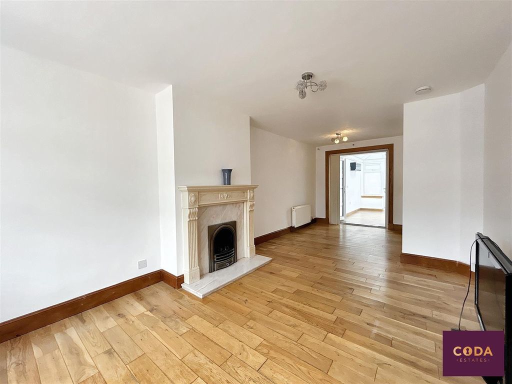 Property photo 2 of 16 Img_5001.Jpg