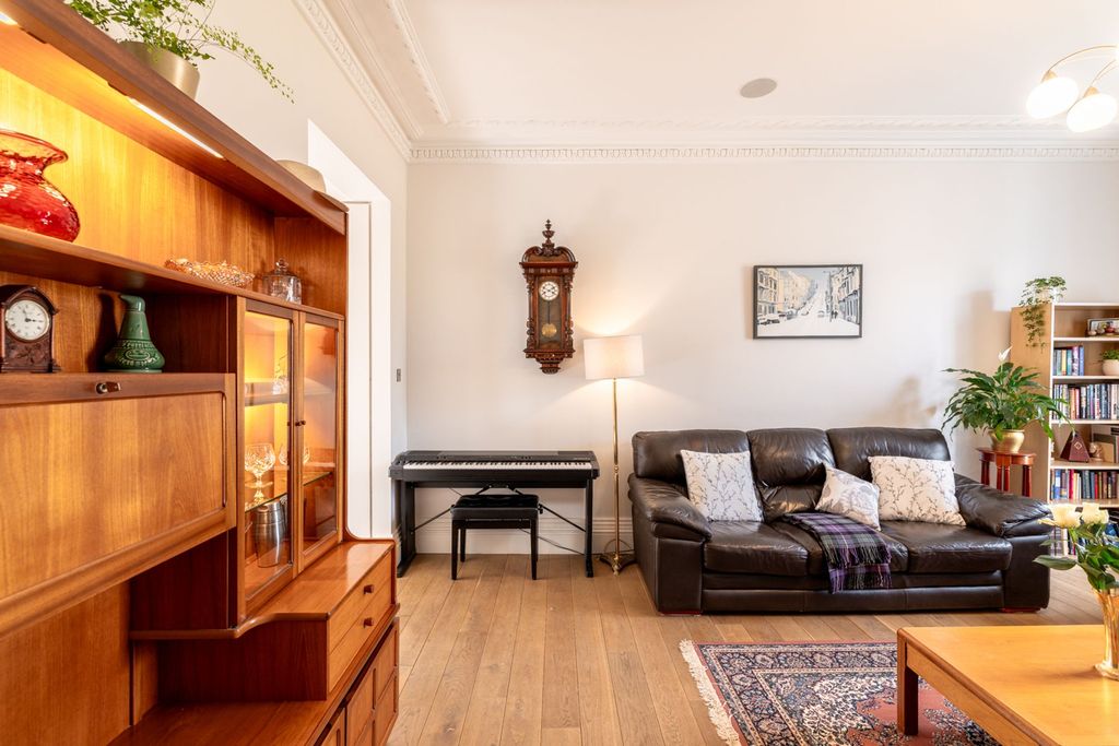 Additional image 5 of 2 bed flat for sale15 Crown Road North, Dowanhill G12