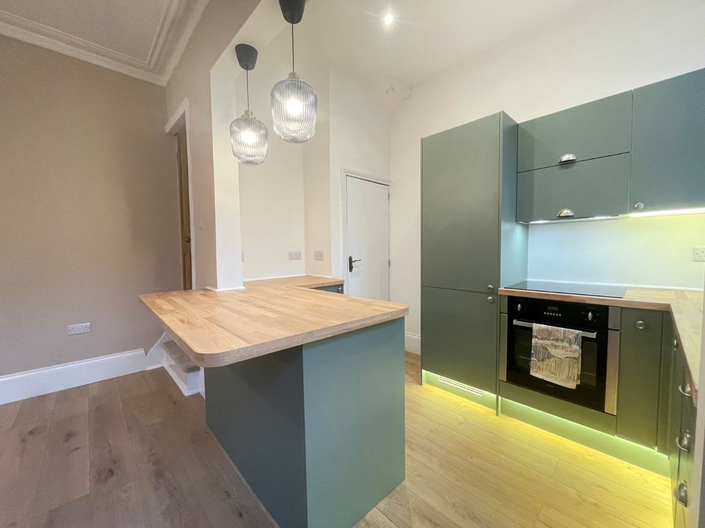 Property photo 2 of 10 Picture No. 07