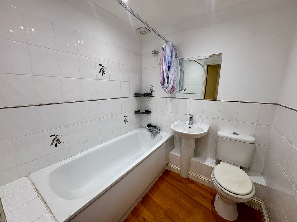 Property photo 3 of 8 Img_7269