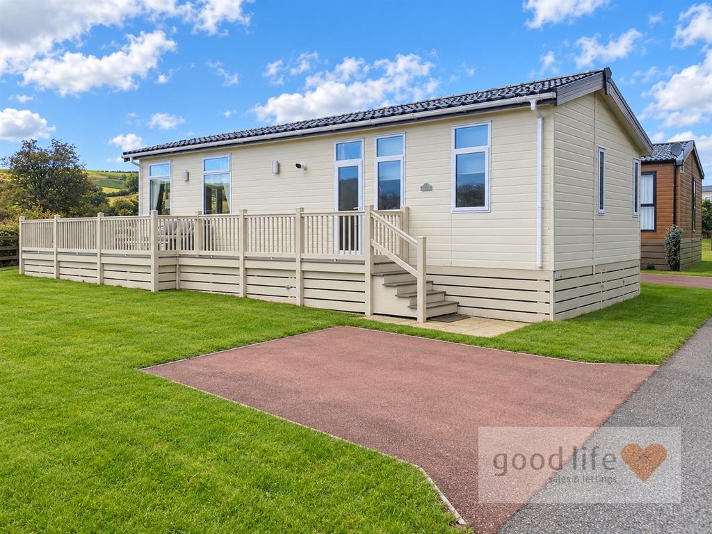 Property photo 1 of 25 20260923_145858470_Ioskingfisher.Jpg