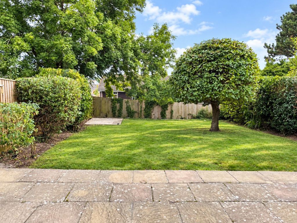 Property photo 3 of 11