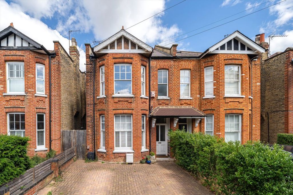 Property photo 1 of 7