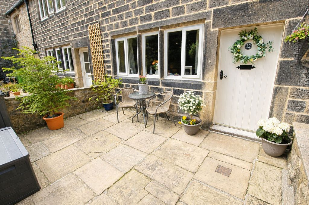 Property photo 3 of 24