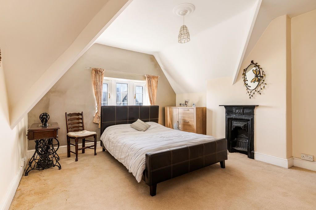 Additional image 15 of 6 bed end terrace house for saleVictoria Square, Penarth CF64