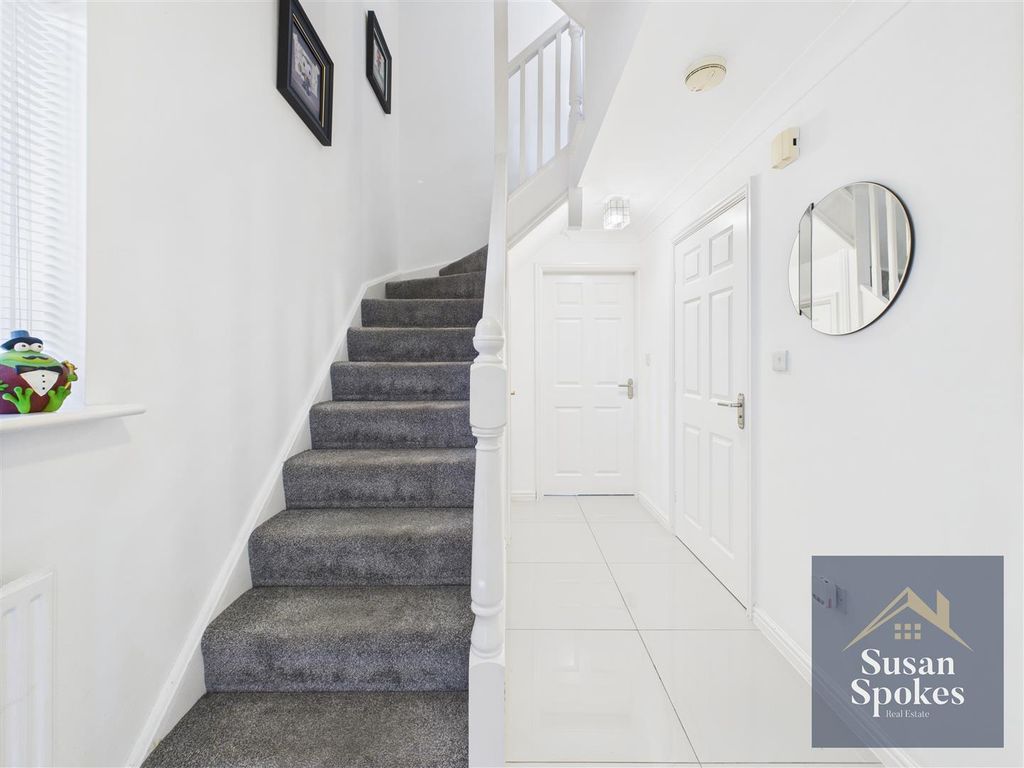 Property photo 3 of 30 Cam01858G0-Pr0140-Still011.Jpg