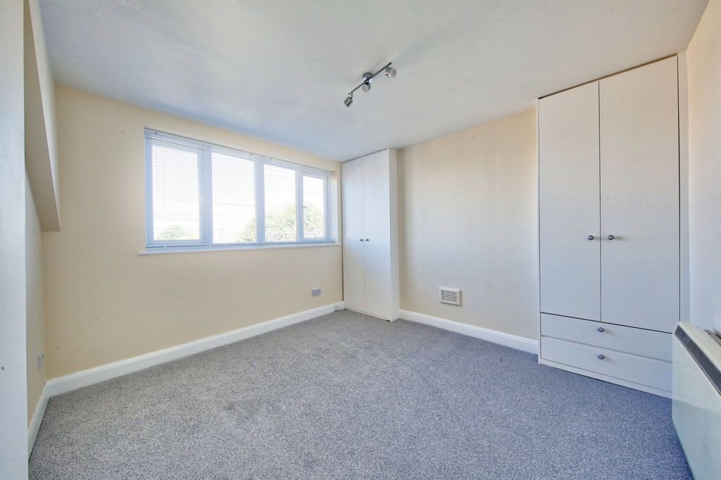 Property photo 2 of 6 Photo 2