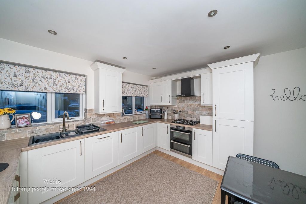 Property photo 2 of 24 Webbs-10.Jpg