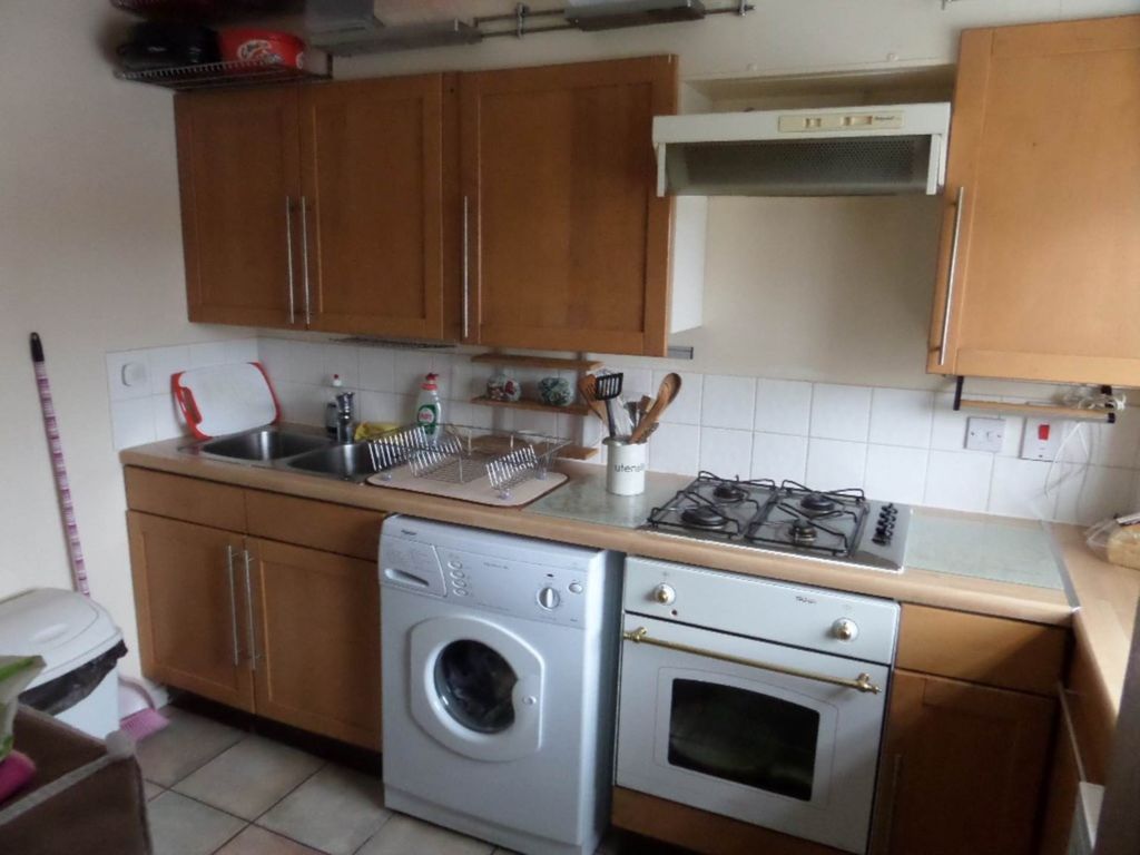 Property photo 3 of 3