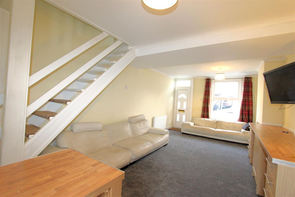 Property photo 3 of 16 3.Jpg