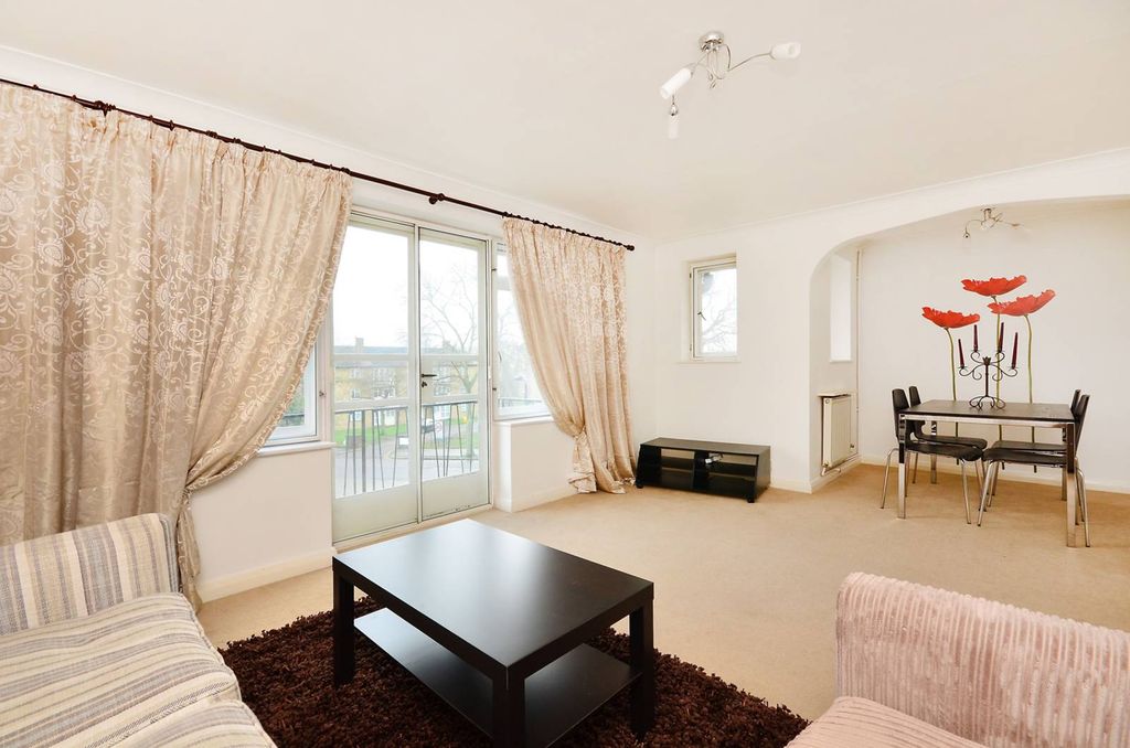 Property photo 2 of 5