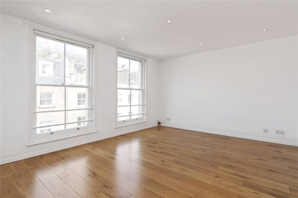 Property photo 1 of 10 Picture No. 20