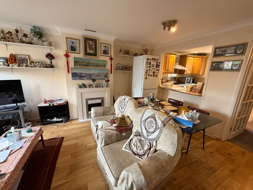 Property photo 3 of 14 Img_3283