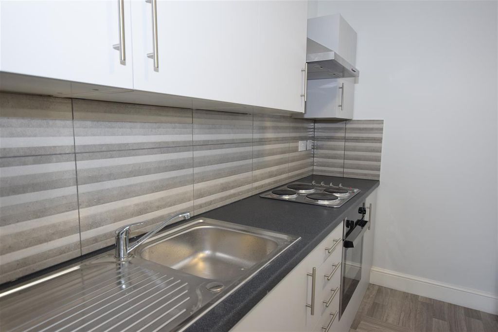 Property photo 1 of 5 Main Picture