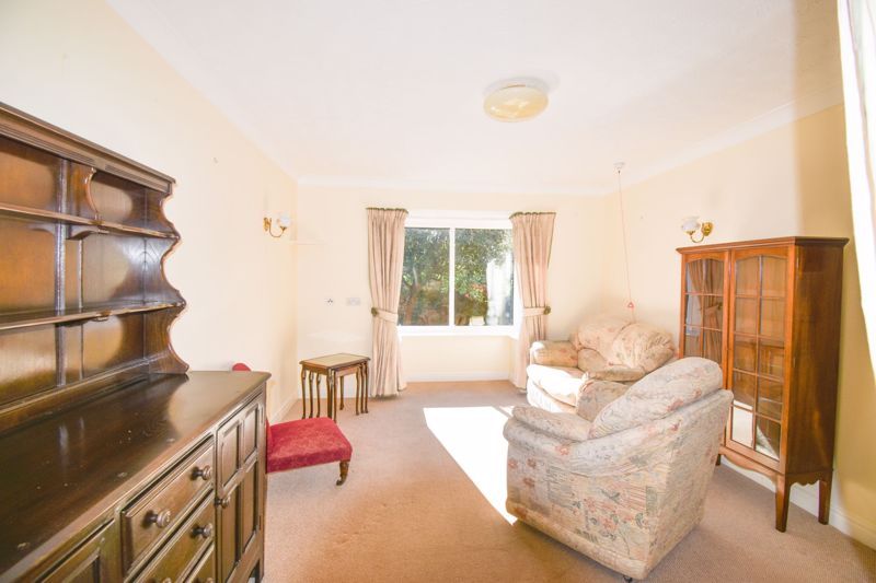 Property photo 2 of 8 Photo 2