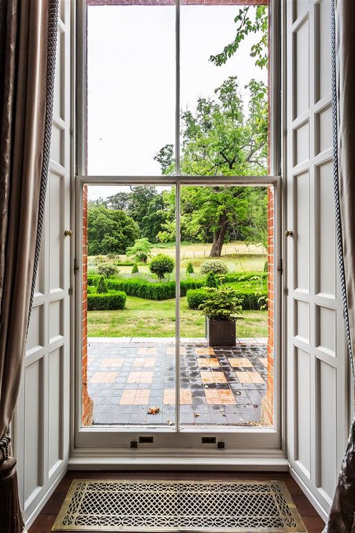 Additional image 26 of 4 bed flat for saleAlbury Park Mansion, Albury, Guildford, Surrey GU5