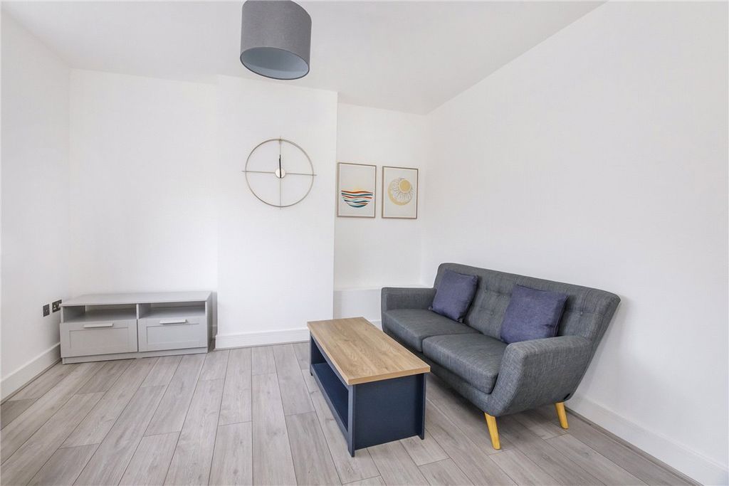 Property photo 2 of 6 Picture No. 02