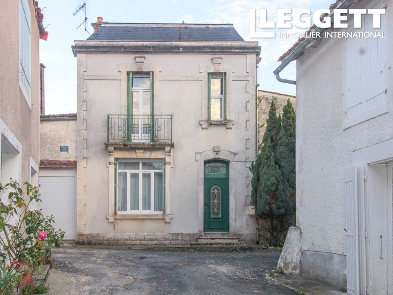 Property photo 1 of 10